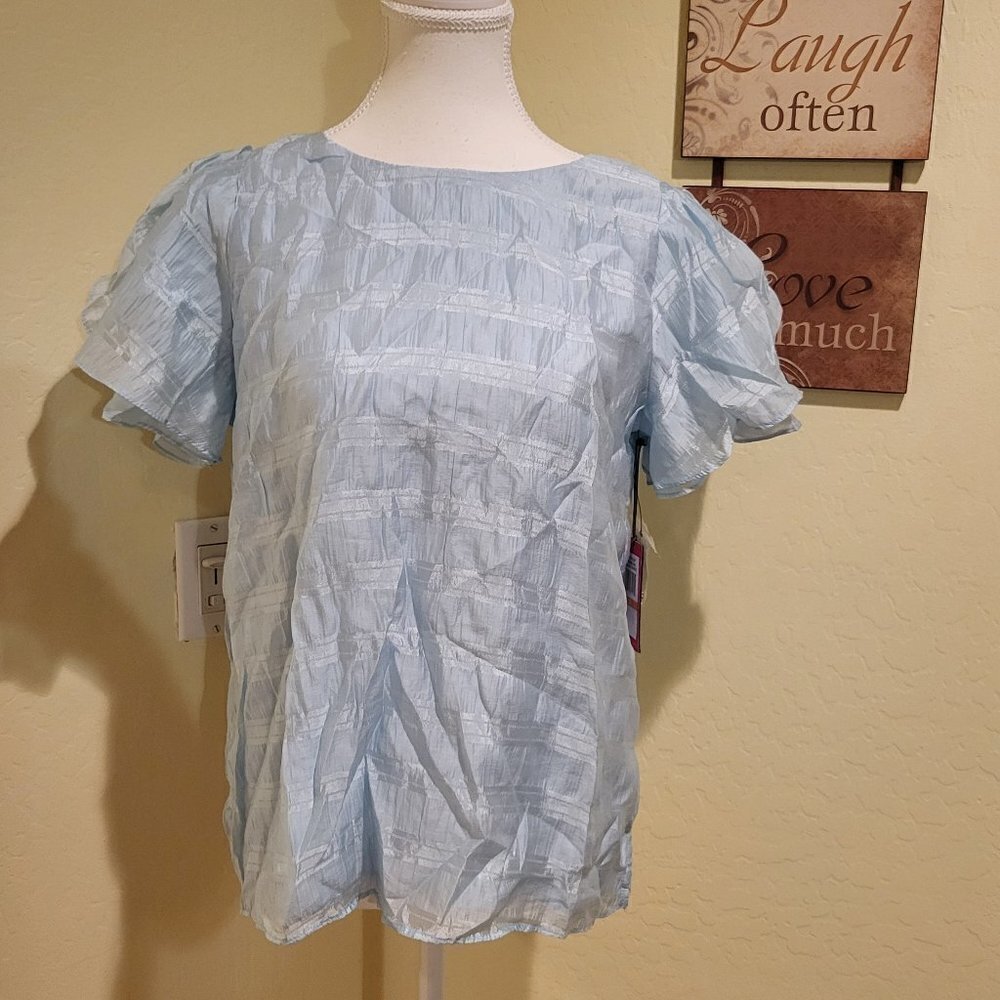 Vince Camuto ruffled flowy short sleeve blouse color: Sea Breeze NWT Sz: Small